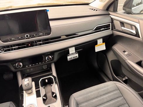 New 2026 Mitsubishi Outlander SE FWD image 22