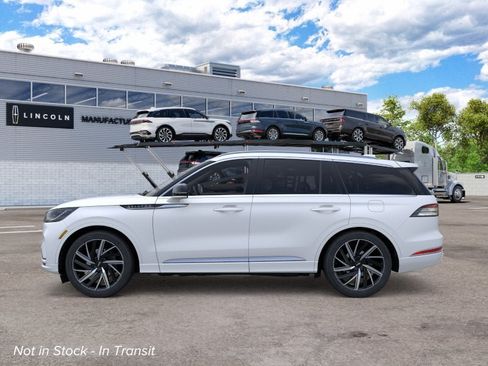 New 2026 Lincoln Aviator Black Label w/ Dynamic Handling Package AWD/4WD image 3