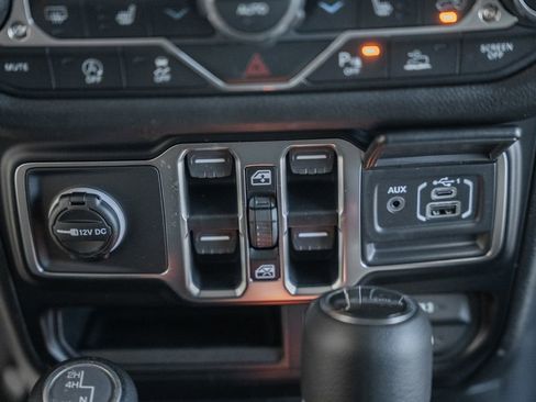 New 2026 Jeep Gladiator Sport AWD/4WD image 25