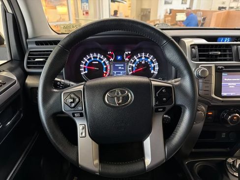Used 2019 Toyota 4Runner SR5 AWD/4WD image 16