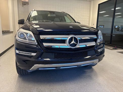 Used 2014 Mercedes-Benz GL 450 4MATIC image 9