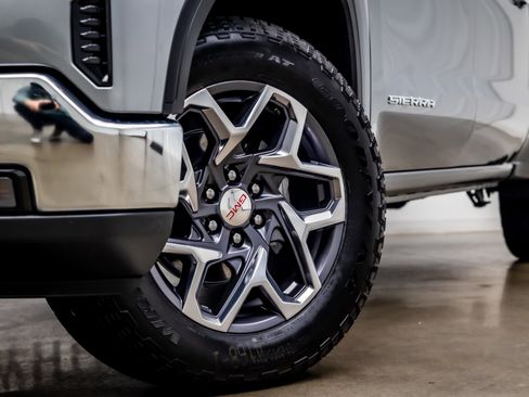 Used 2026 GMC Sierra 1500 SLT AWD/4WD image 24