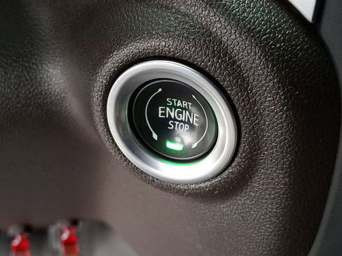 Used 2021 Chevrolet Silverado 1500 RST image 19