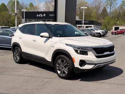 Used 2023 Kia Seltos S AWD/4WD image 17