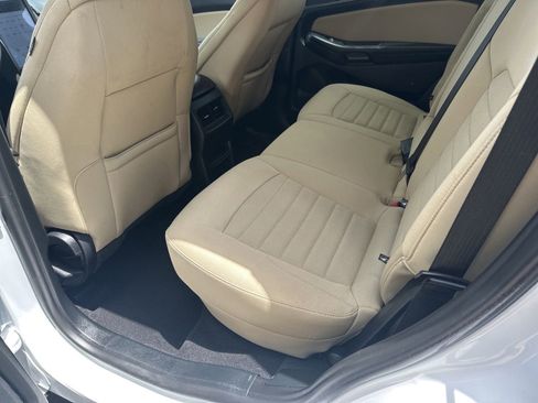 Used 2024 Ford Edge SE w/ Black Appearance Package AWD/4WD image 10