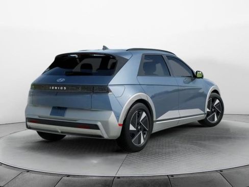 New 2026 Hyundai Ioniq 5 Limited image 4