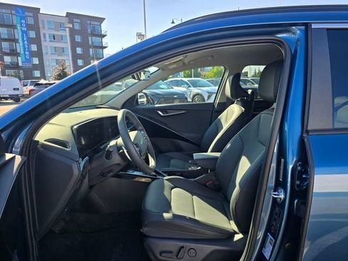 Certified 2024 Kia Niro Wind w/ Wind Preserve Package FWD image 22