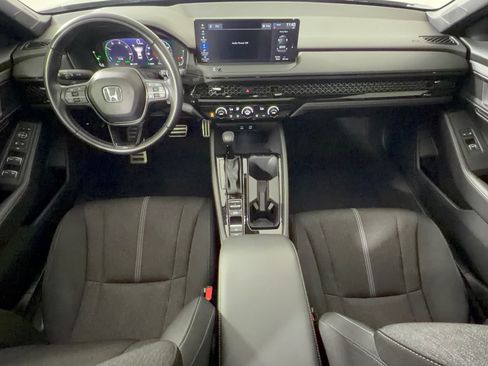 Used 2024 Honda Accord Sport image 17
