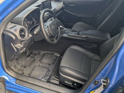 Used 2024 Lexus IS 300 w/ Comfort Package RWD image 9