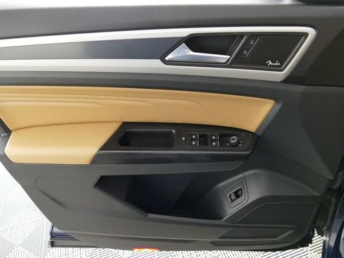 Used 2021 Volkswagen Atlas Cross Sport SEL Premium AWD/4WD image 32