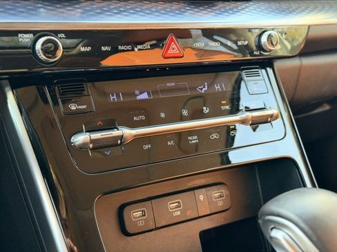 Used 2024 Kia Carnival SX Prestige image 15