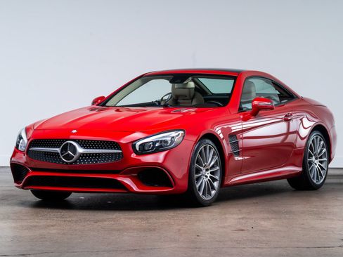 Used 2017 Mercedes-Benz SL 450 image 3