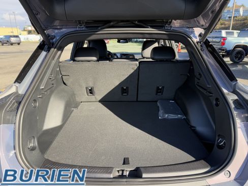 New 2026 Chevrolet Equinox EV LT image 31