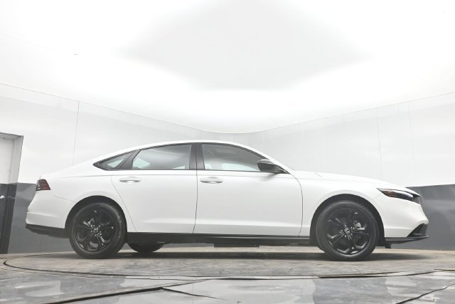 Certified 2025 Honda Accord SE image 48
