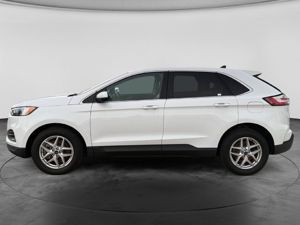 Used 2024 Ford Edge SEL AWD/4WD image 6