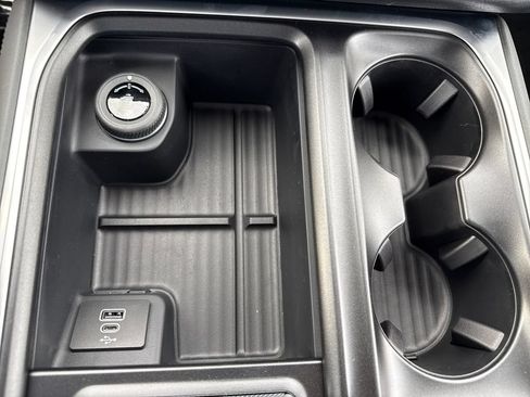 New 2026 Ford Expedition Active RWD image 32