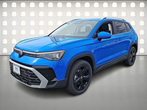 Used 2025 Volkswagen Taos SEL w/ Black Wheel Plus Package AWD/4WD image 5