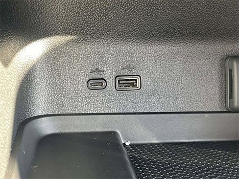 New 2026 Chevrolet Traverse LT w/ Sun and Wheel Package image 16