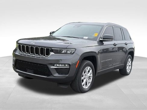 Used 2022 Jeep Grand Cherokee Limited RWD image 1