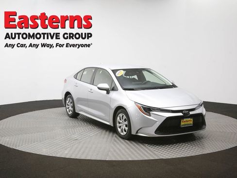 Used 2022 Toyota Corolla LE FWD image 49