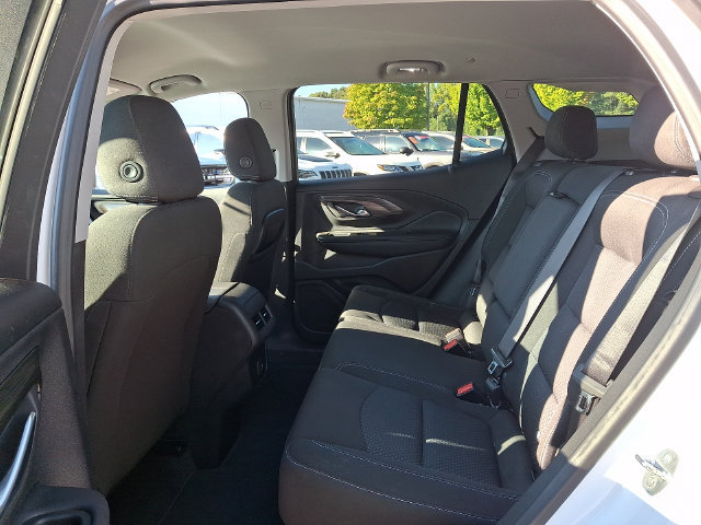 Used 2023 GMC Terrain SLE w/ Driver Convenience Package FWD image 10