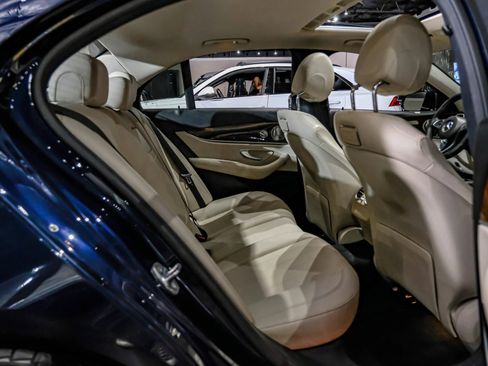 Used 2018 Mercedes-Benz E 300 image 37