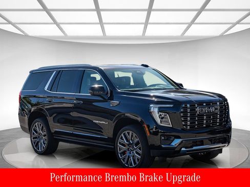 Used 2025 GMC Yukon Denali Ultimate AWD/4WD image 5