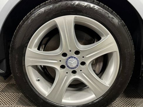 Used 2014 Mercedes-Benz E 350 E 350 Luxury 4MATIC AWD 4dr Se image 29