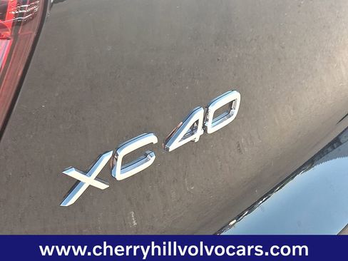 New 2026 Volvo XC40 B5 Plus w/ Protection Package Premier image 21