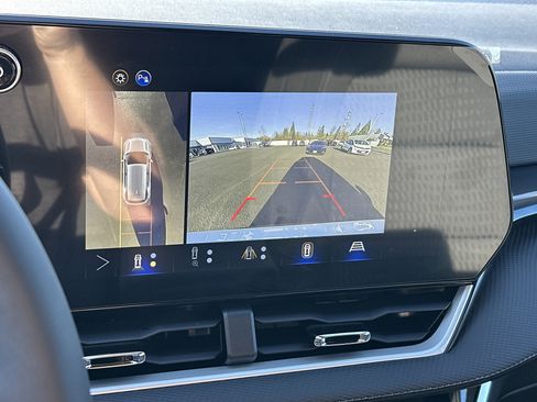 New 2026 Chevrolet Equinox LT w/ Safety and Technology Package image 22