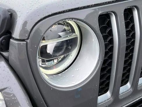 Certified 2022 Jeep Wrangler Unlimited Sahara w/ Cold Weather Group image 7