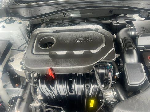 Used 2018 Kia Optima LX w/ 17" Alloy Wheels Package FWD image 33