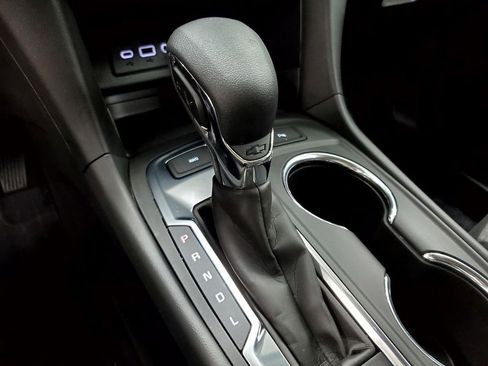 Used 2023 Chevrolet Equinox LT image 20