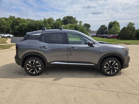 New 2026 Nissan Kicks SV w/ Cold Weather Package AWD/4WD image 2
