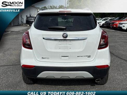 Used 2022 Buick Encore Preferred w/ Safety Package image 4