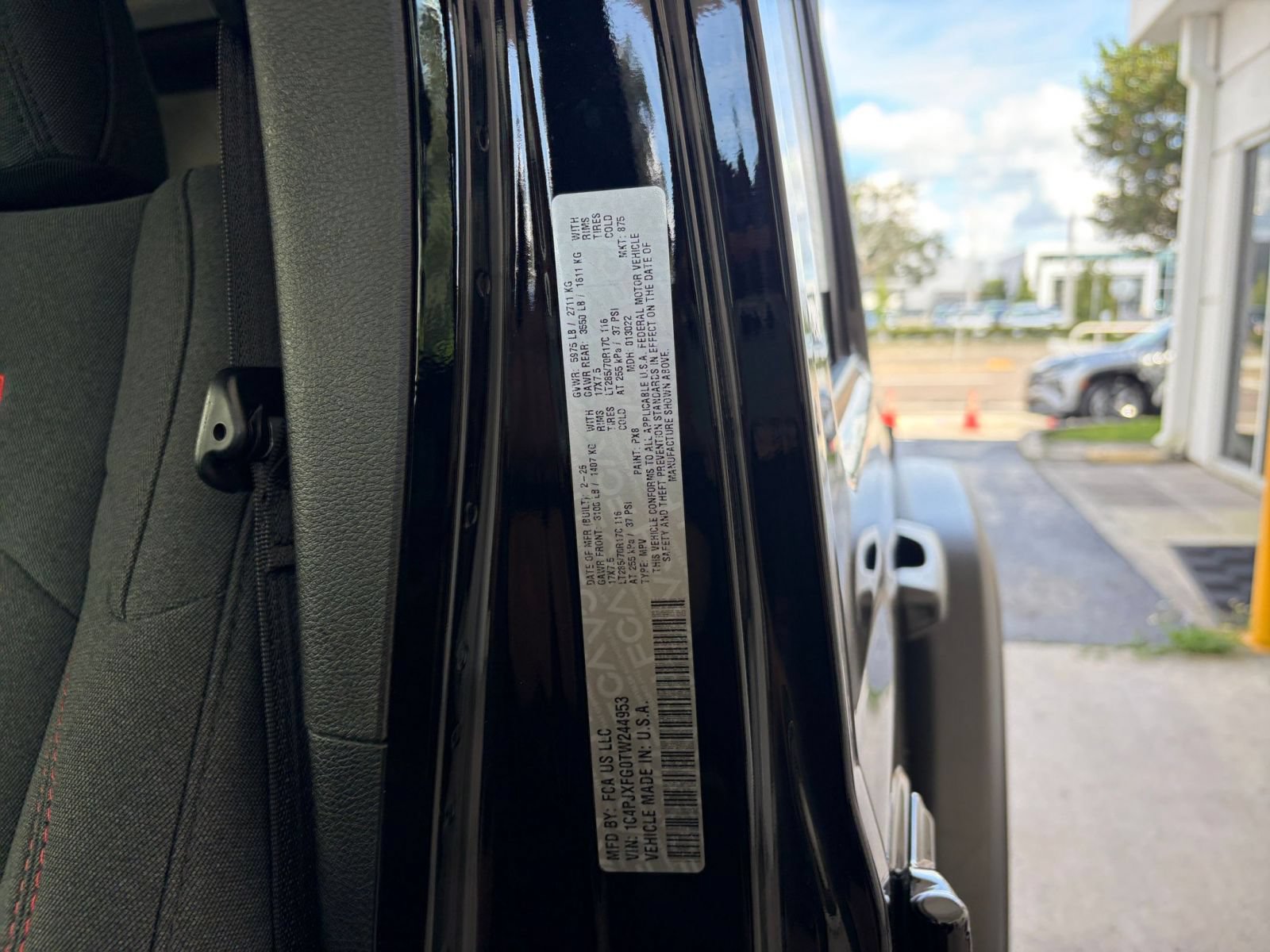 Used 2026 Jeep Wrangler Unlimited Rubicon AWD/4WD image 28
