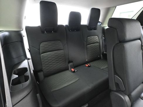 Used 2024 Nissan Pathfinder SV FWD image 42