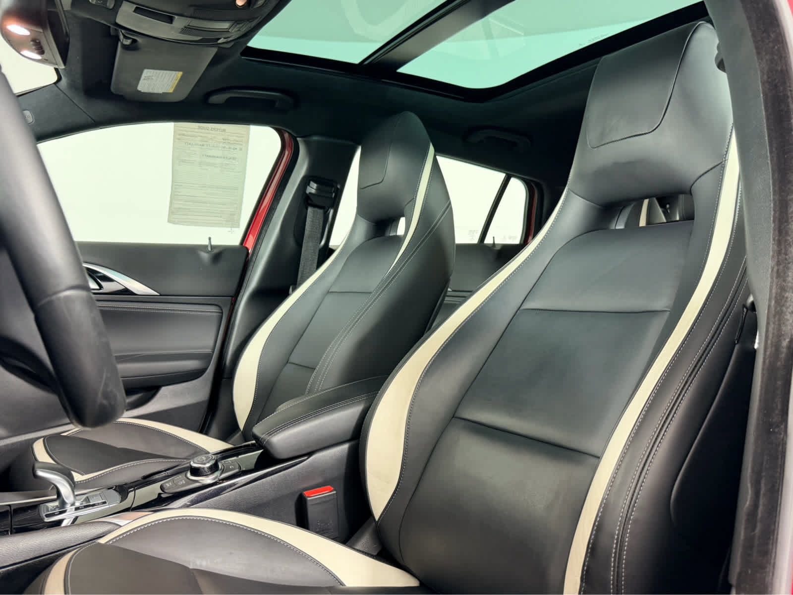 Used 2017 INFINITI QX30 Sport w/ Sport Leather Package FWD image 10