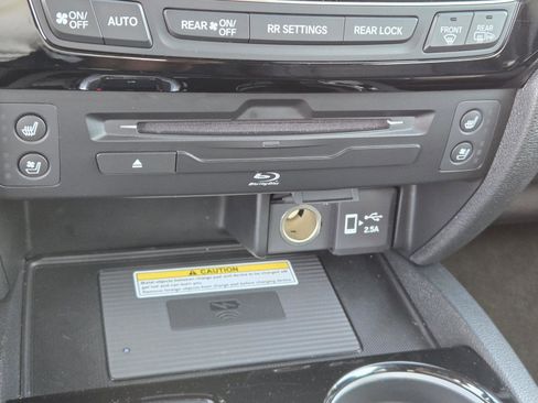 Used 2022 Honda Pilot Black Edition image 13