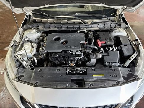 Used 2019 Nissan Altima 2.5 SR FWD image 27