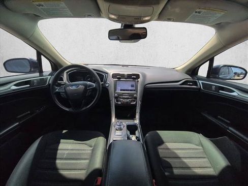Used 2020 Ford Fusion SE AWD/4WD image 15