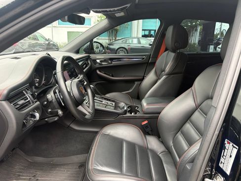Used 2022 Porsche Macan GTS AWD/4WD image 12