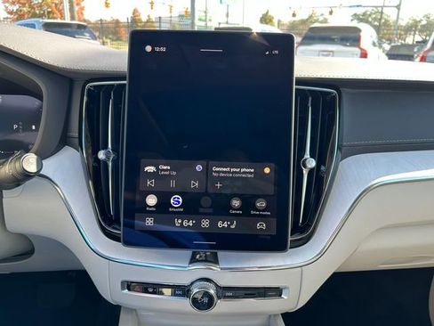 New 2026 Volvo XC60 B5 Ultra w/ Climate Package image 25