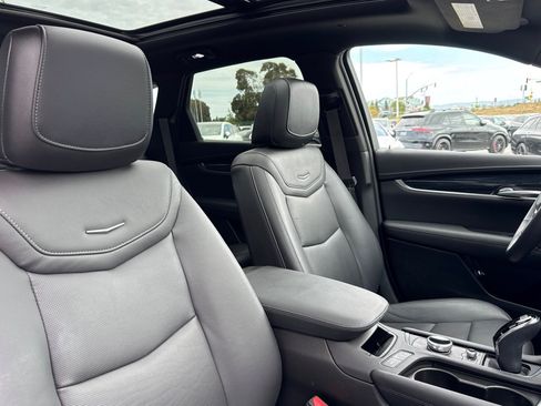 Used 2024 Cadillac XT5 Premium Luxury FWD image 36
