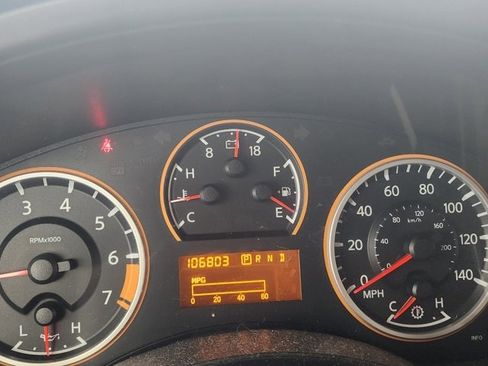 Used 2015 Nissan Armada SV image 12