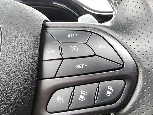 Used 2021 Dodge Durango SRT w/ Premium Interior Group AWD/4WD image 22