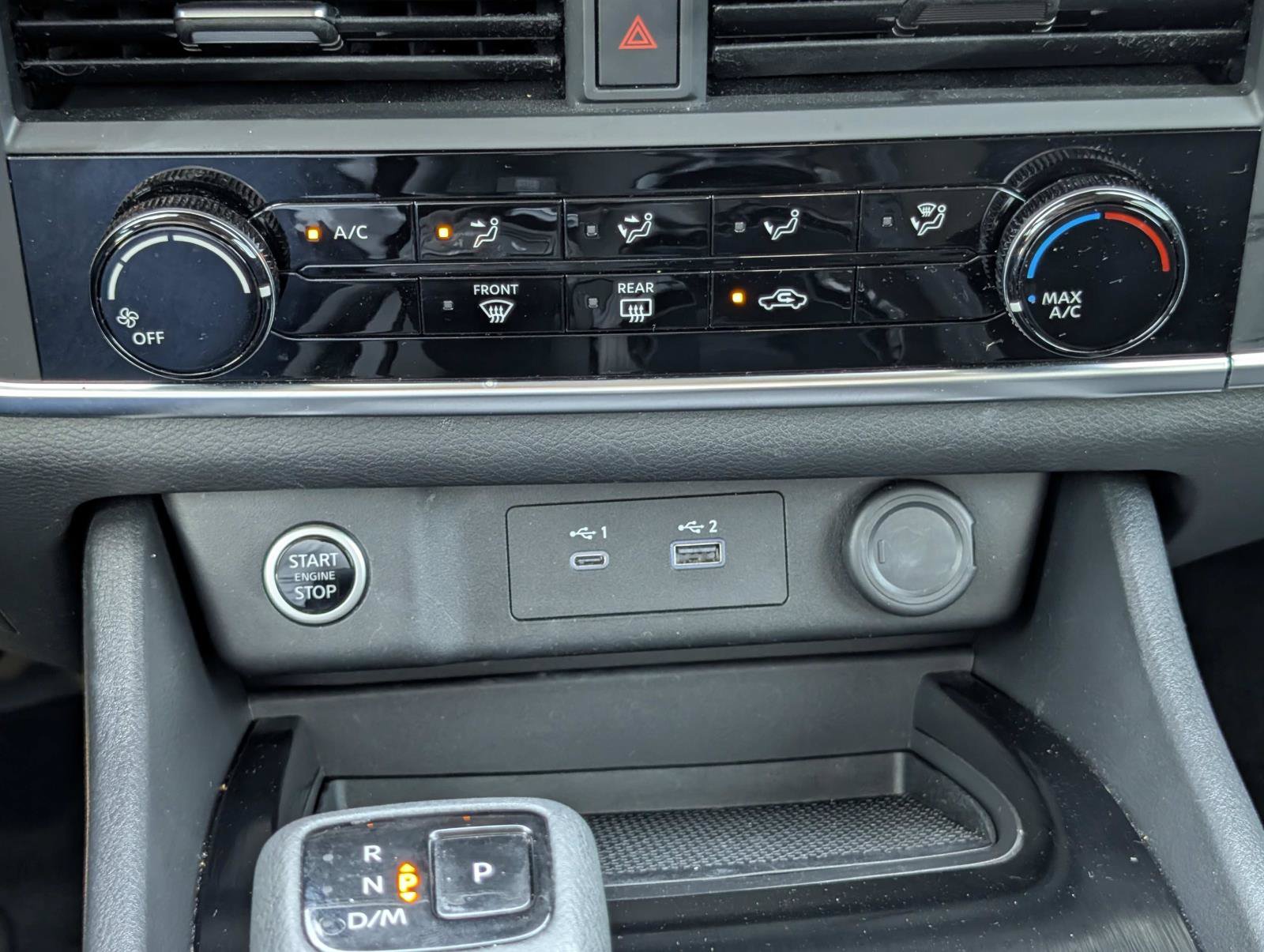 Used 2023 Nissan Rogue S FWD image 25