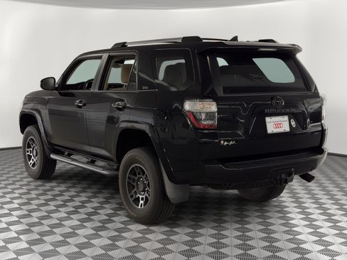 Used 2021 Toyota 4Runner SR5 Premium w/ Moonroof Package AWD/4WD image 3