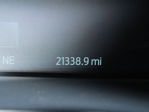 Used 2023 Ford F150 Lightning Platinum AWD/4WD image 24