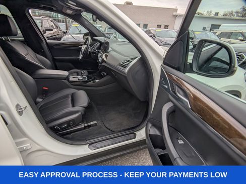 Used 2024 BMW X3 xDrive30i w/ Premium Essential Package image 15